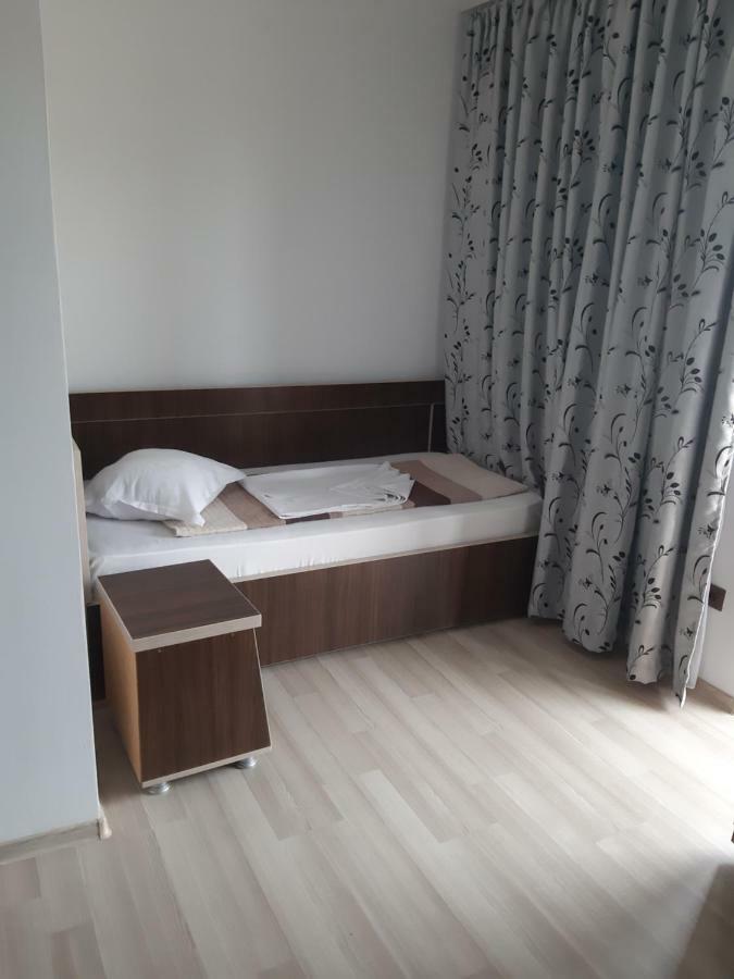 La Babusca Hotel Două Mai Kültér fotó